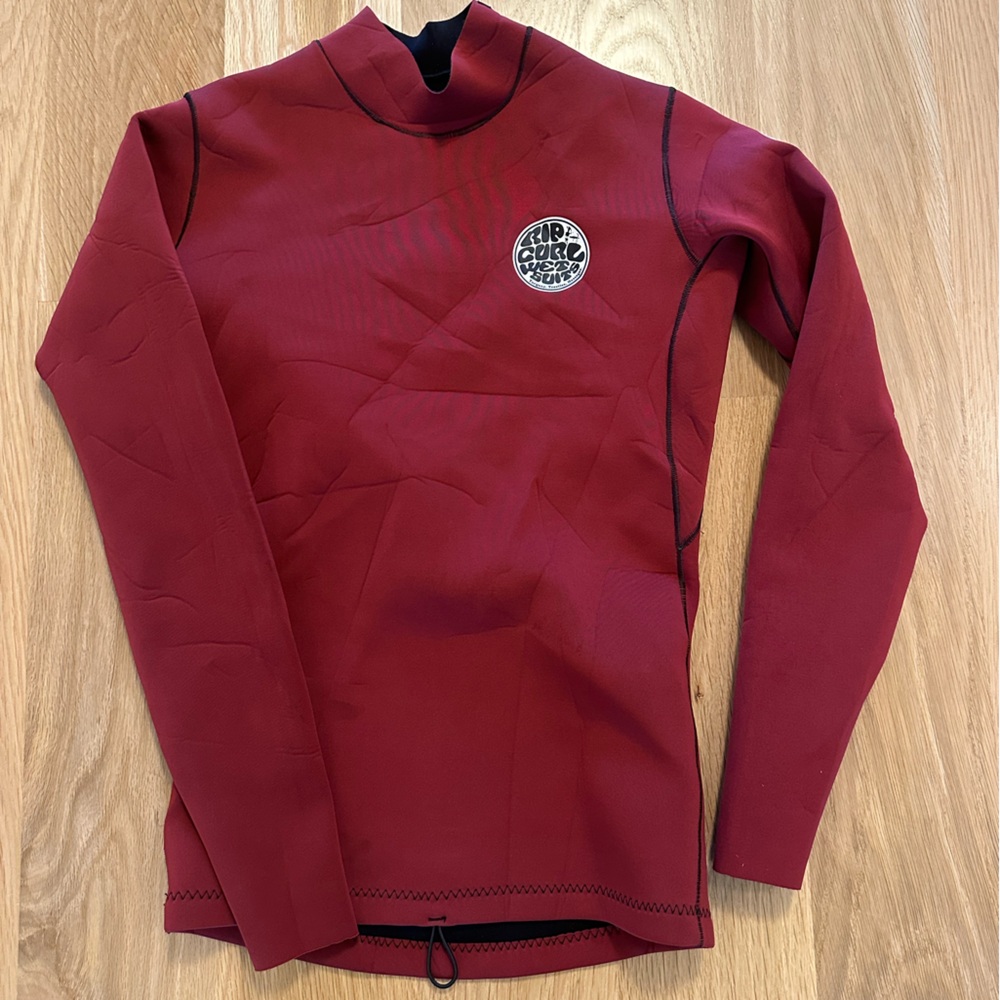 Rip Curl Men’s insulated rash guard size XS/S